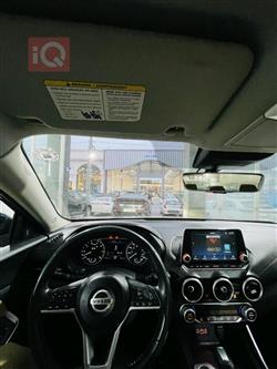 نیسان سێنترا